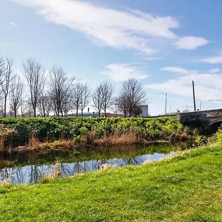 Chic 2bed With Canal Views-15 Min To Kilmainham Gaol * דבלין